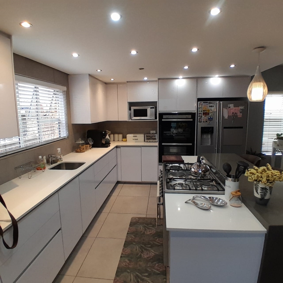 4 Bedroom Property for Sale in Cashan North West